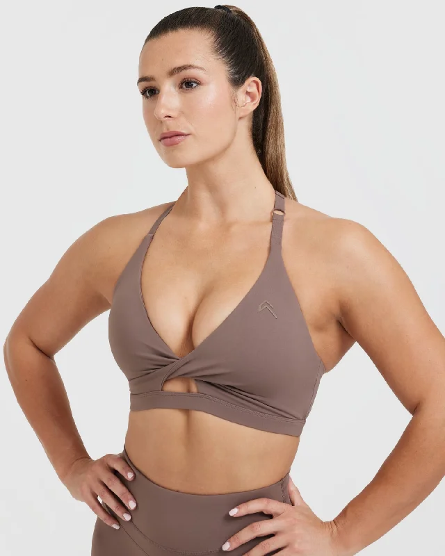 Unified Twist Sports Bra | Cool Brown