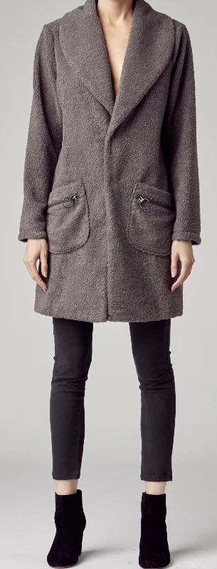 Parks Sherpa Coat In Smoke Grey