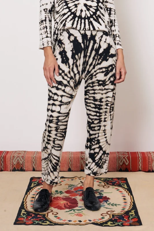 Black and Dirty White Easy Cuff Pant