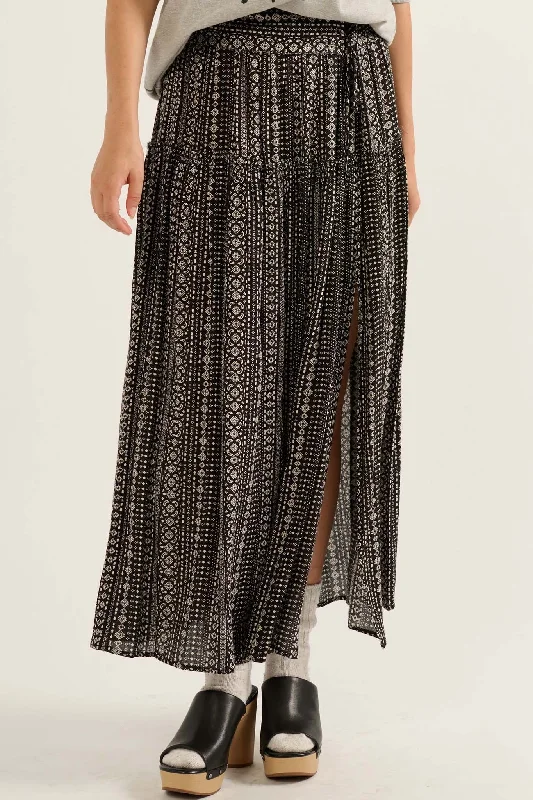 Where You Wander Geo-Print Maxi Prairie Skirt